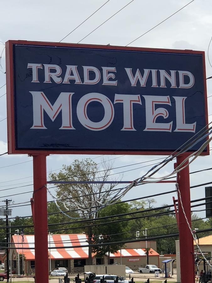 Trade Wind Motel Τζάκσονβιλ Εξωτερικό φωτογραφία